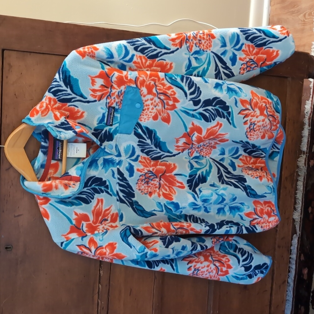 Patagonia Women's Tropical Flower Synchila Pullover